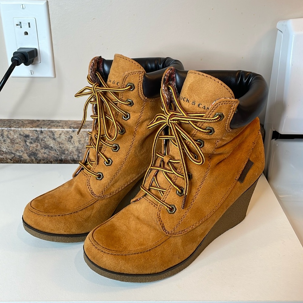 Size 8 Rock & Candy Suede Wedge Work Bootie